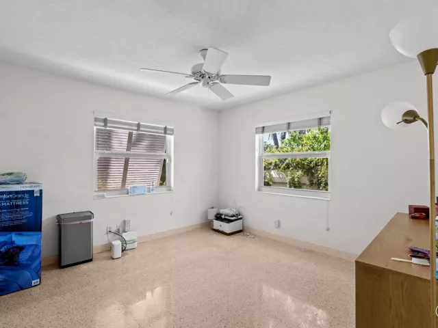 3-bedroom home for rent in Fort Lauderdale - 224 N Gordon Road - MondialRealty