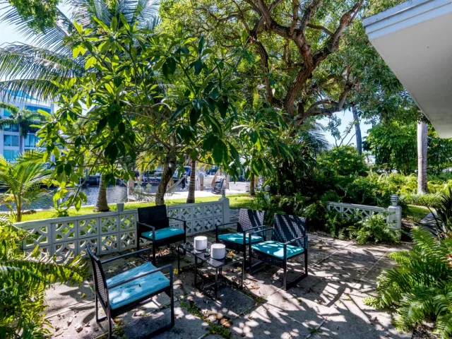 3-bedroom home for rent in Fort Lauderdale - 224 N Gordon Road - MondialRealty