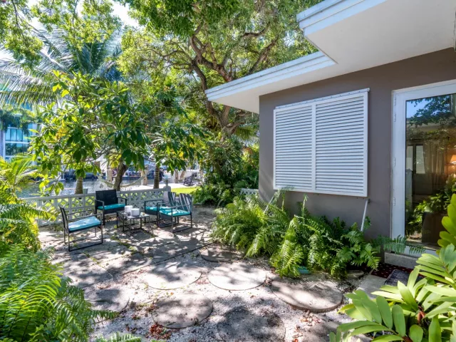 3-bedroom home for rent in Fort Lauderdale - 224 N Gordon Road - MondialRealty