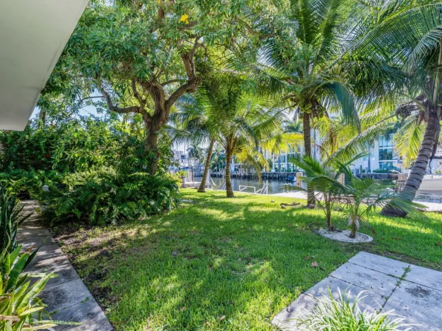 3-bedroom home for rent in Fort Lauderdale - 224 N Gordon Road - MondialRealty
