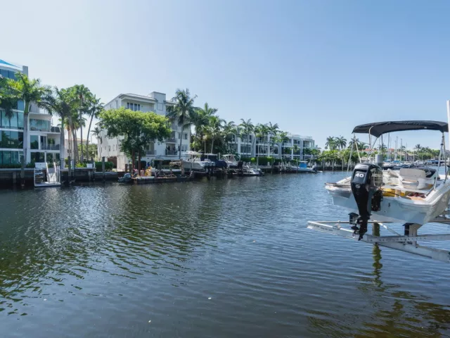 3-bedroom home for rent in Fort Lauderdale - 224 N Gordon Road - MondialRealty