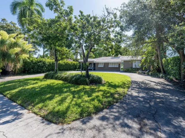 3-bedroom home for rent in Fort Lauderdale - 224 N Gordon Road - MondialRealty