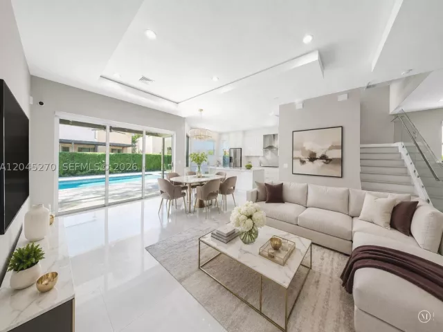 5-bedroom home for sale in Homestead - 11731 SW 234th St - MondialRealty