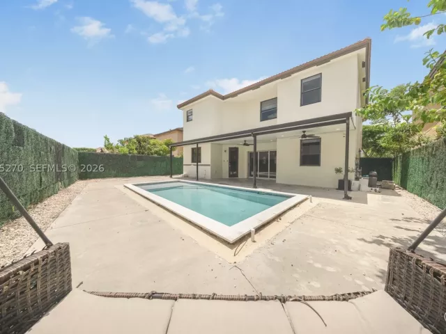 5-bedroom home for sale in Homestead - 11731 SW 234th St - MondialRealty