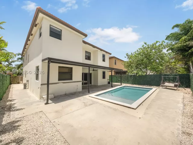 5-bedroom home for sale in Homestead - 11731 SW 234th St - MondialRealty