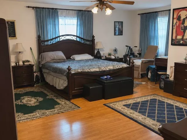 3-bedroom home for sale in Miami - 14620 E Polk Street - MondialRealty