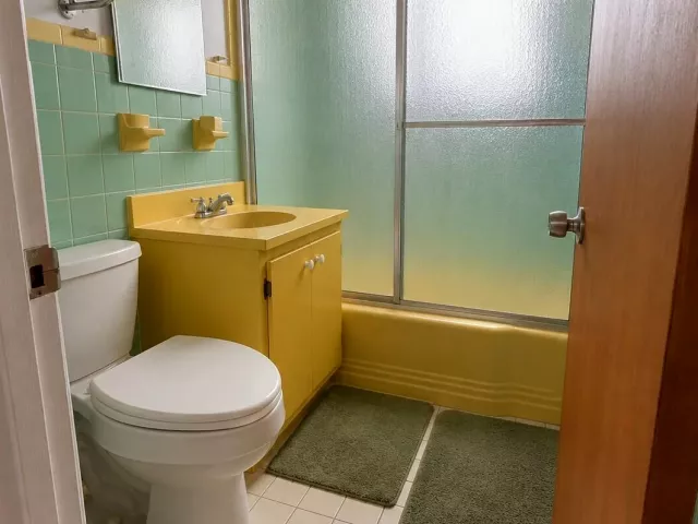 3-bedroom home for sale in Miami - 14620 E Polk Street - MondialRealty