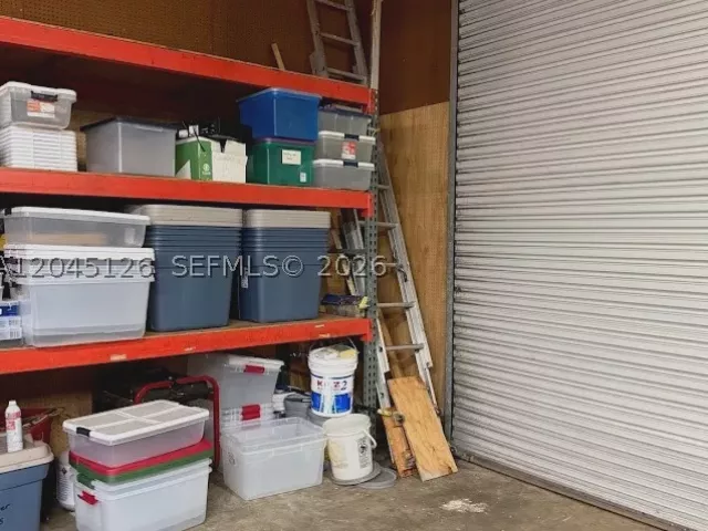 3-bedroom home for sale in Hollywood - 6145 Hayes St - MondialRealty