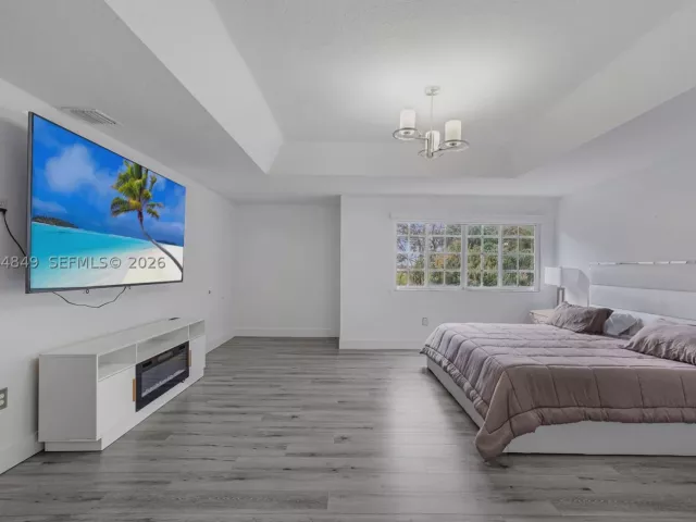 4-bedroom home for sale in Miami - 16546 SW 103rd Ln - MondialRealty