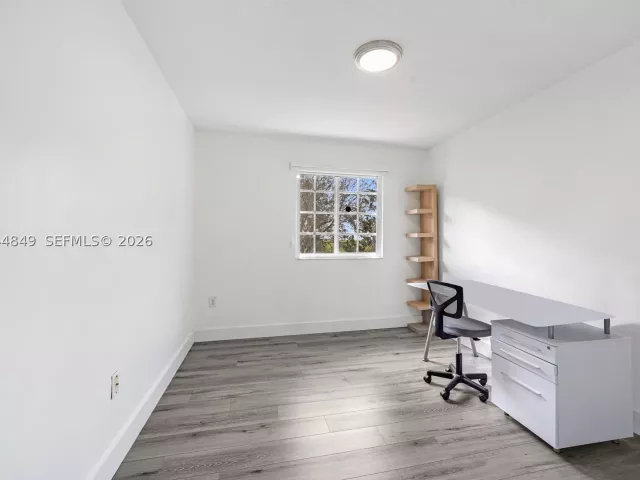 4-bedroom home for sale in Miami - 16546 SW 103rd Ln - MondialRealty