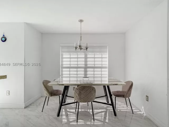 4-bedroom home for sale in Miami - 16546 SW 103rd Ln - MondialRealty