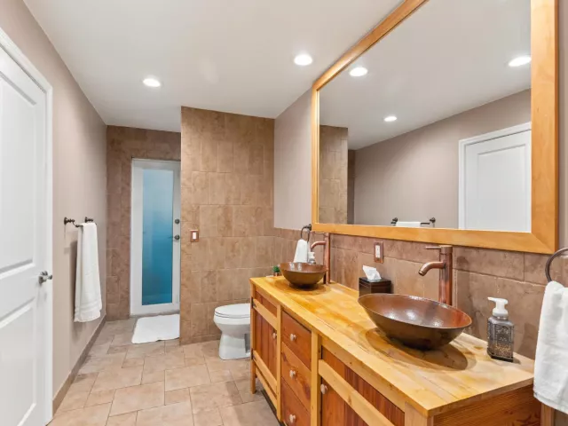 6-bedroom home for sale in Boca Raton - 22829 Horse Shoe Way - MondialRealty