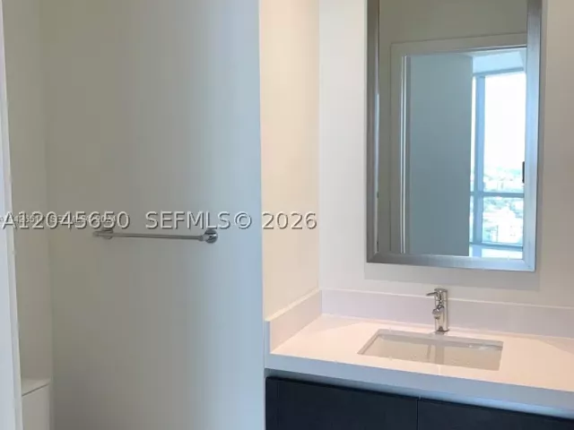 1-bedroom condo for sale in Miami - 851 NE 1st Ave 2702 - MondialRealty