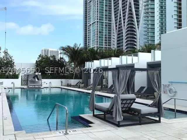 1-bedroom condo for sale in Miami - 851 NE 1st Ave 2702 - MondialRealty