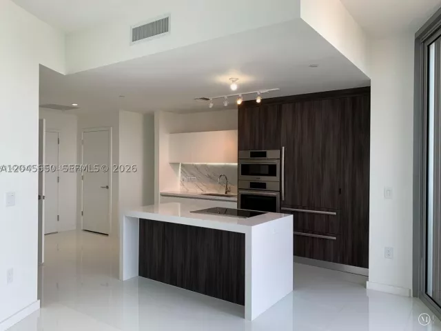 1-bedroom condo for sale in Miami - 851 NE 1st Ave 2702 - MondialRealty