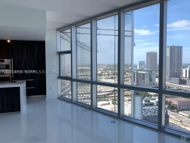 1-bedroom condo for sale in Miami - 851 NE 1st Ave 2702 - MondialRealty
