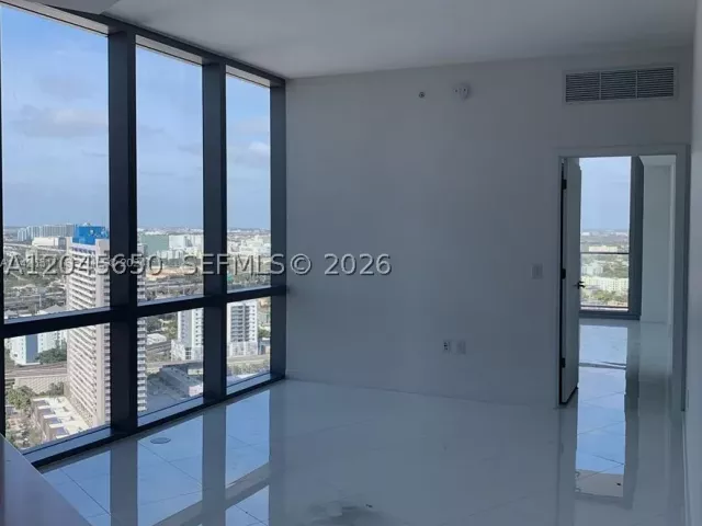 1-bedroom condo for sale in Miami - 851 NE 1st Ave 2702 - MondialRealty
