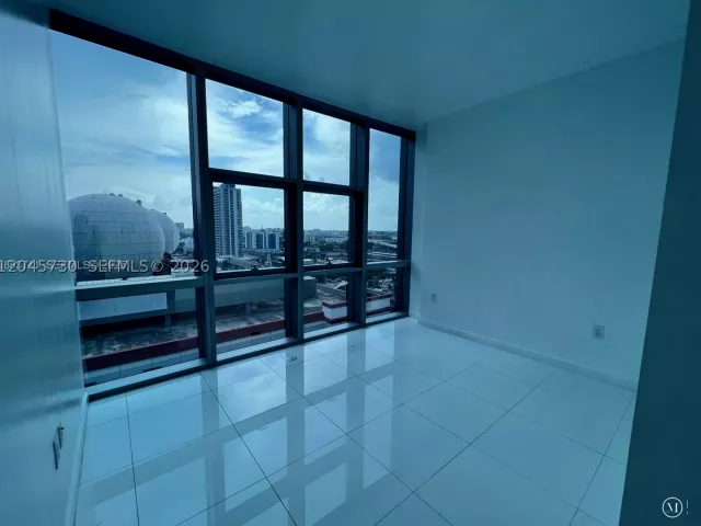 2-bedroom condo for sale in Miami - 851 NE 1st Ave 1208 - MondialRealty