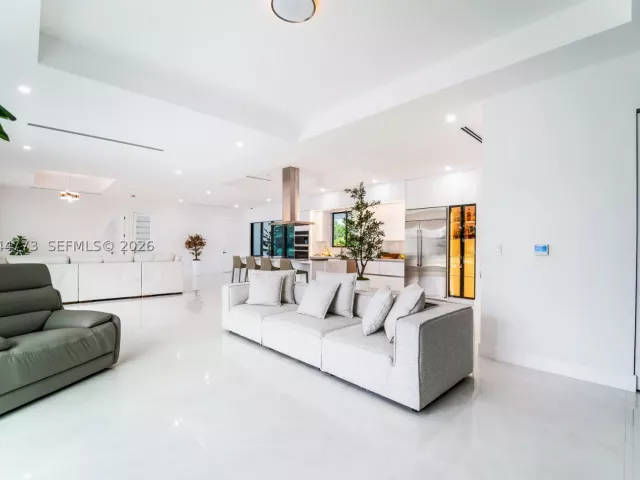 3-bedroom home for sale in Miami - 9630 SW 10th Ter - MondialRealty