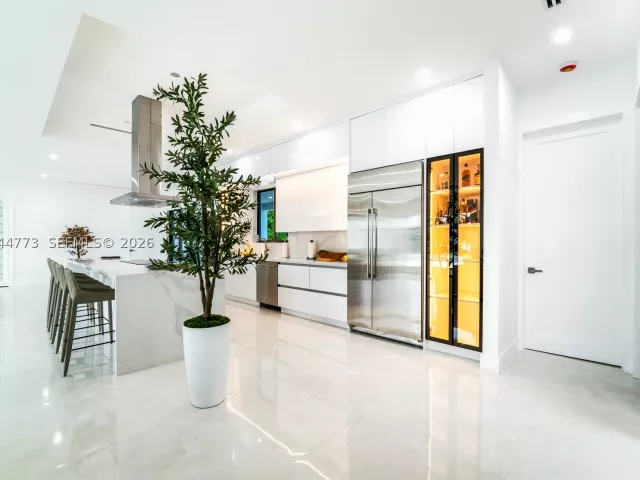 3-bedroom home for sale in Miami - 9630 SW 10th Ter - MondialRealty