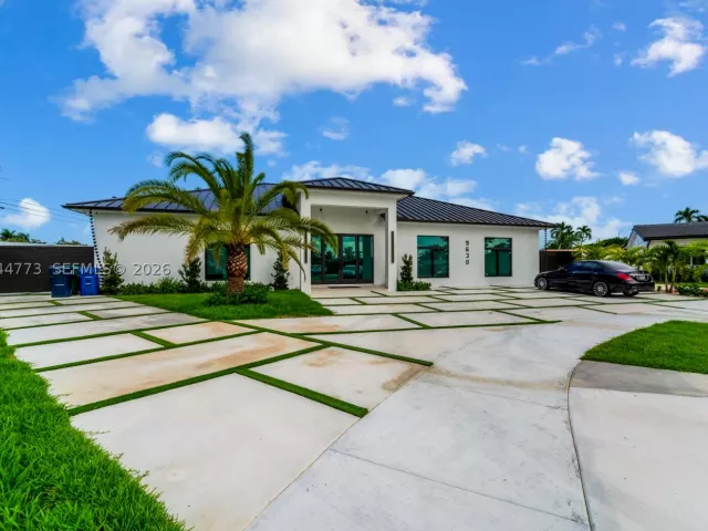 3-bedroom home for sale in Miami - 9630 SW 10th Ter - MondialRealty