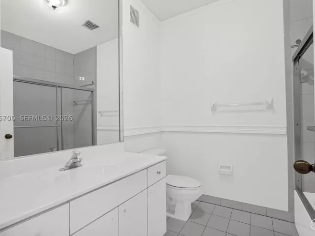 3-bedroom home for rent in Miami - 8853 SW 108th Pl - MondialRealty