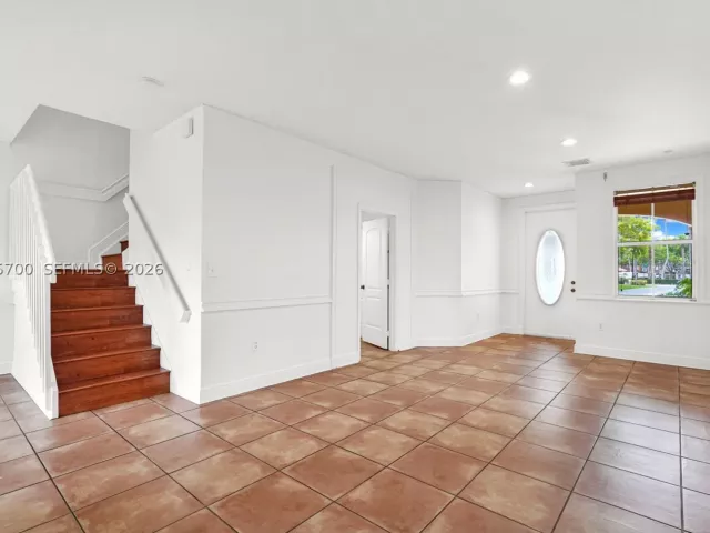 3-bedroom home for rent in Miami - 8853 SW 108th Pl - MondialRealty