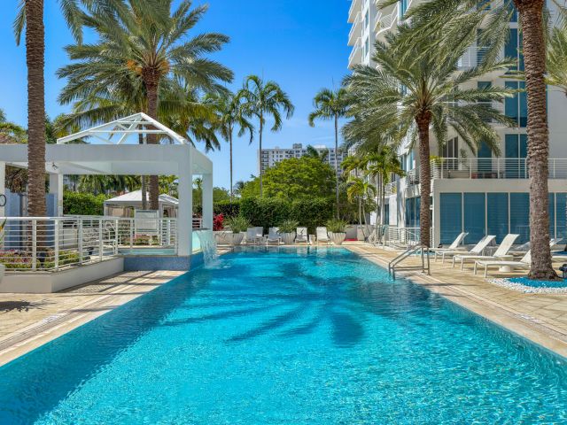 3-bedroom condo for sale in Fort Lauderdale - 2831 N Ocean Boulevard 303n - MondialRealty