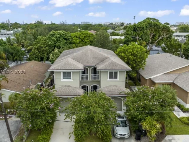 3-bedroom home for rent in Fort Lauderdale - 1110 NE 1st Ave 1110 - MondialRealty