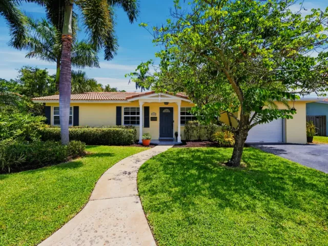 3-bedroom home for rent in Boca Raton - 1222 SW 5th Street - MondialRealty