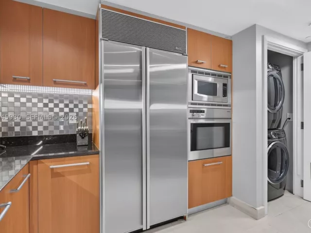 3-bedroom condo for rent in Miami Beach - 400 Alton Rd 706 - MondialRealty