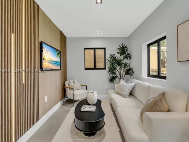 3-bedroom home for sale in Miami - 411 NW 59th St - MondialRealty