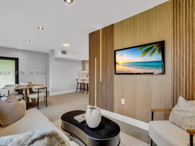 3-bedroom home for sale in Miami - 411 NW 59th St - MondialRealty