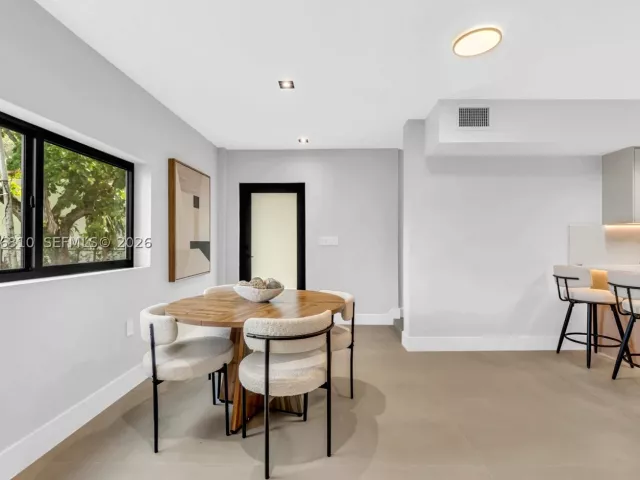3-bedroom home for sale in Miami - 411 NW 59th St - MondialRealty