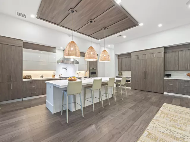 5-bedroom home for sale in West Palm Beach - 6634 Audubon Trace W - MondialRealty