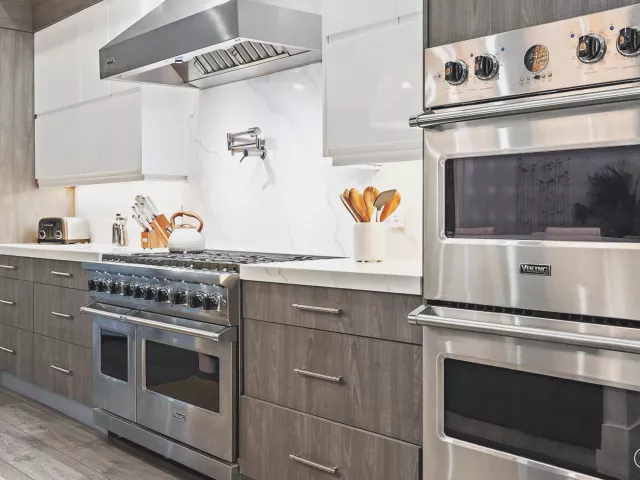 5-bedroom home for sale in West Palm Beach - 6634 Audubon Trace W - MondialRealty