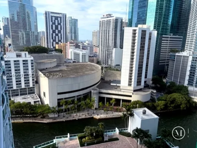 2-bedroom condo for rent in Miami -  - MondialRealty