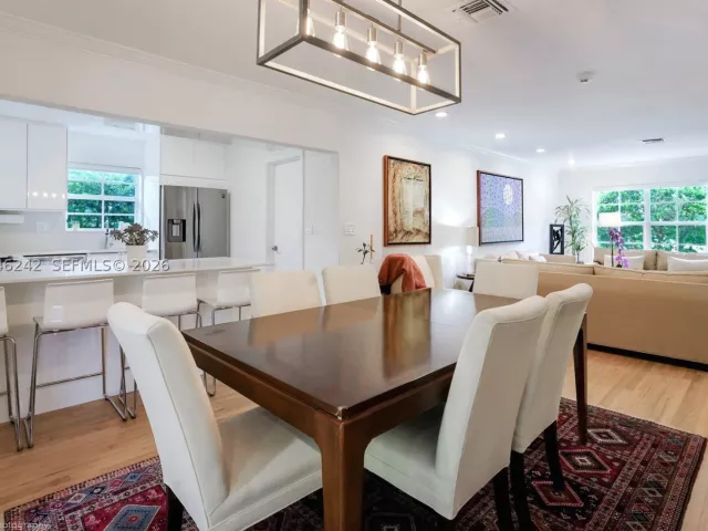 3-bedroom home for rent in Coral Gables - 1556 Catalonia Ave - MondialRealty