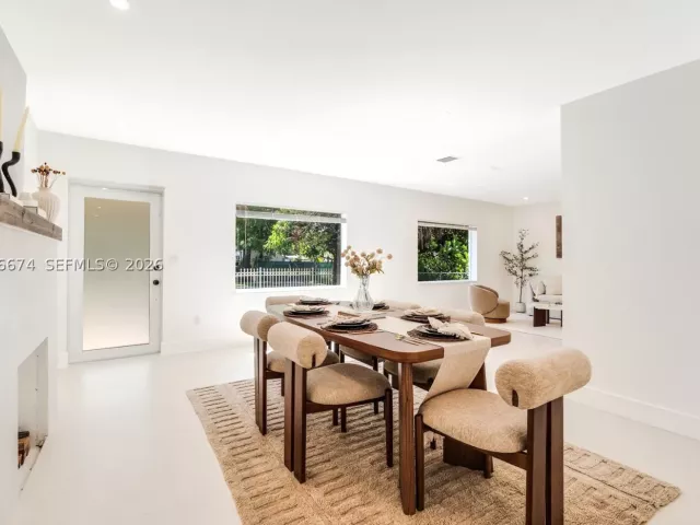 3-bedroom home for sale in Miami - 8318 NE 3rd Ct - MondialRealty