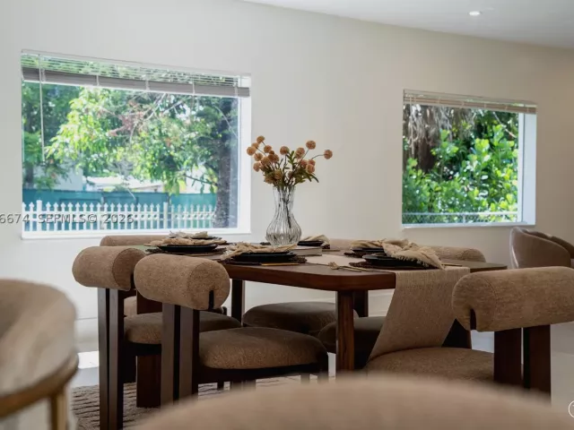 3-bedroom home for sale in Miami - 8318 NE 3rd Ct - MondialRealty