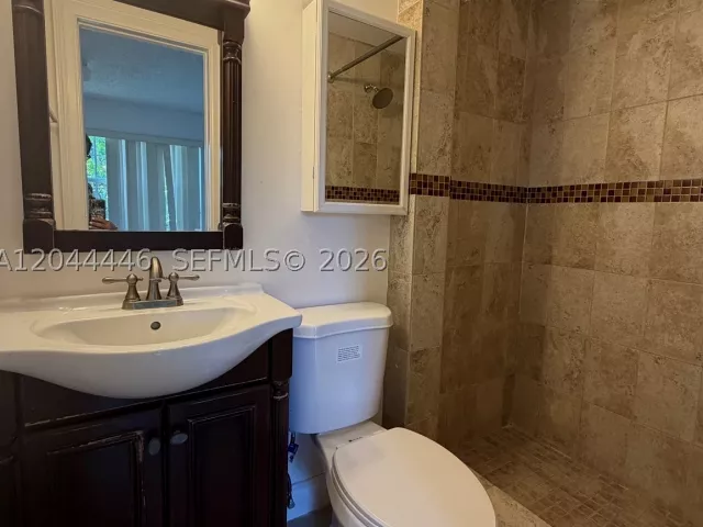 4-bedroom home for sale in Hollywood - 7395 Garfield St - MondialRealty