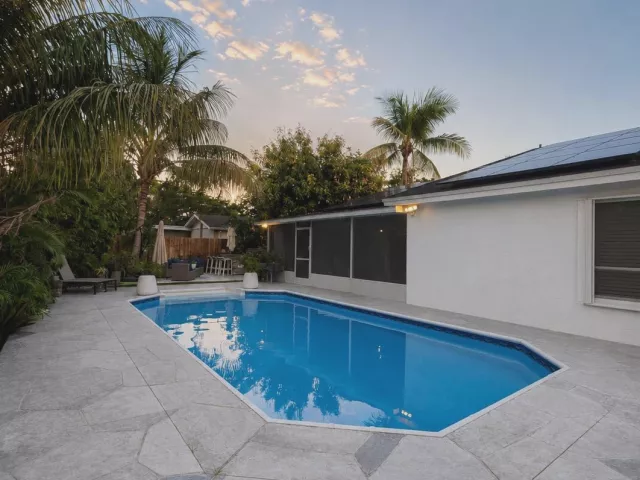 3-bedroom home for rent in Deerfield Beach - 3873 NW 2nd Court - MondialRealty