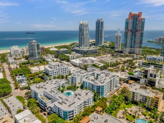 1-bedroom condo for rent in Miami Beach - 110 Washington Ave 1506 - MondialRealty