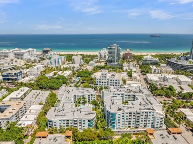 1-bedroom condo for rent in Miami Beach - 110 Washington Ave 1506 - MondialRealty