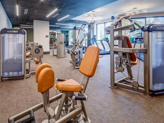 1-bedroom condo for rent in Coral Gables - 301 Altara Ave 733 - MondialRealty