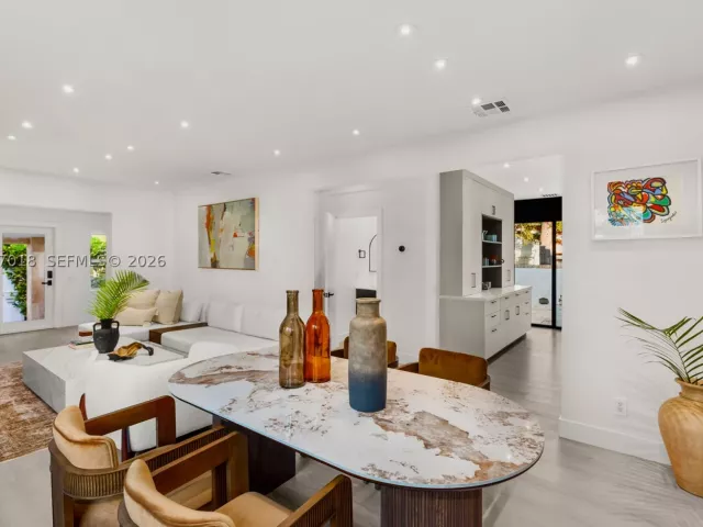 3-bedroom home for sale in Miami - 3616 SW 26th St - MondialRealty