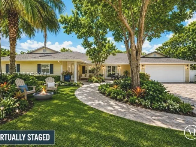 4-bedroom home for sale in Miami - 14630 SW 147th Ct - MondialRealty