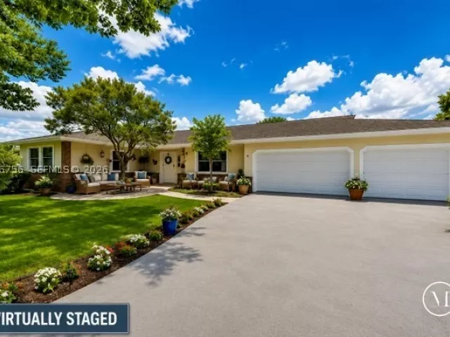 4-bedroom home for sale in Miami - 14630 SW 147th Ct - MondialRealty