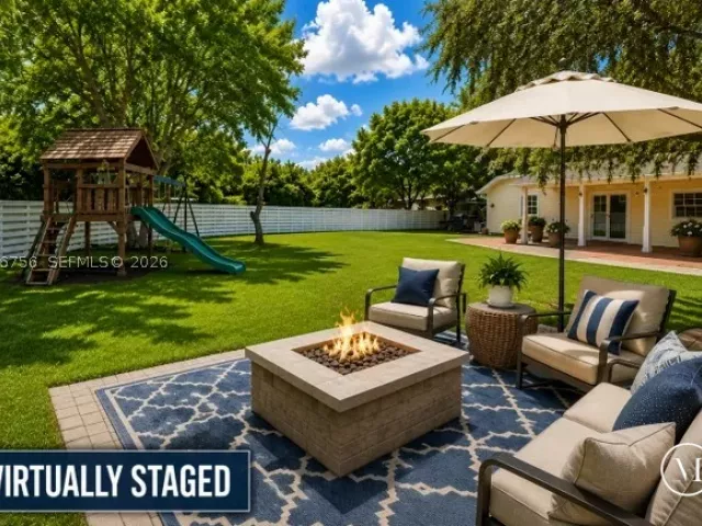 4-bedroom home for sale in Miami - 14630 SW 147th Ct - MondialRealty