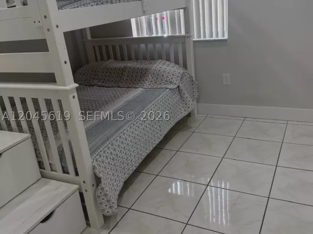 3-bedroom home for sale in Miami - 14406 SW 179th Ln - MondialRealty
